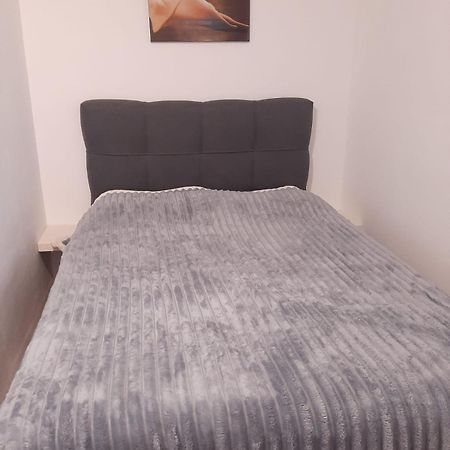 Rooms Lutra Bilje Екстериор снимка